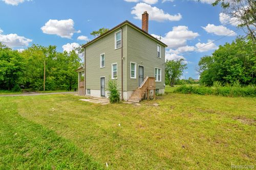 1576 Dickerson St, Detroit, MI, 48215-2737 | Card Image