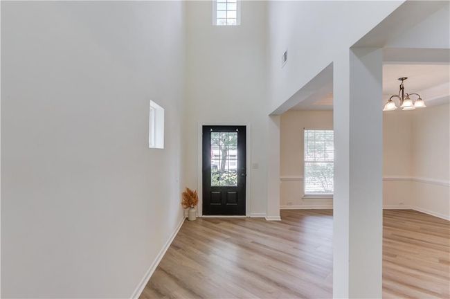 7653 Legacy Rd, House other with 4 bedrooms, 3 bathrooms and null parking in Flowery Branch GA | Image 6