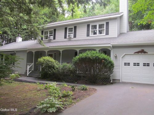 9 Pineridge Ct, Greenfield Center, NY, 12833-1217 | Card Image
