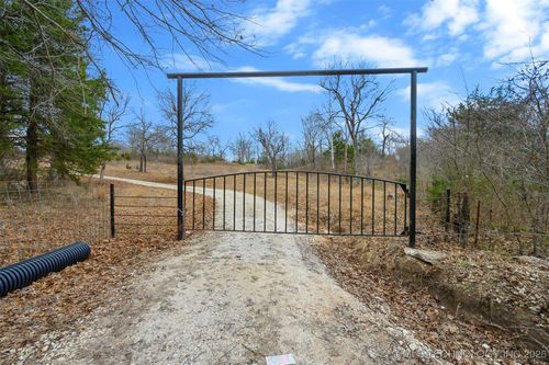 20 S 8th St, Hugo, OK, 74743 | Card Image