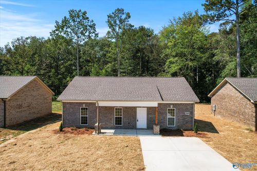 20489 Poff Ln, Athens, AL, 35614-5742 | Card Image