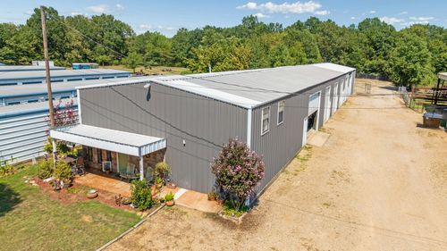 ste-a-6185 Lamar Rd, Reno, TX, 75462-7262 | Card Image