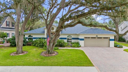 11403 W Queensway Dr, Temple Terrace, FL, 33617-2453 | Card Image