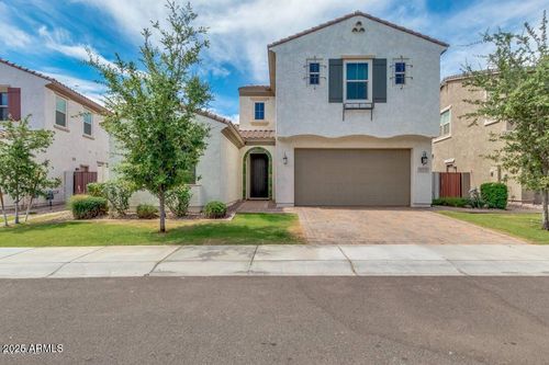 923 W Yellowstone Way, Chandler, AZ, 85248-0201 | Card Image