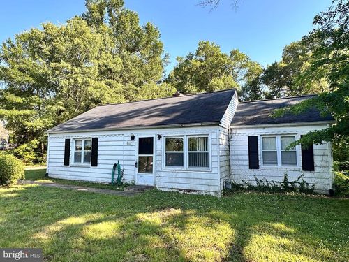 4113 Colonial Ave, Alexandria, VA, 22309-2550 | Card Image