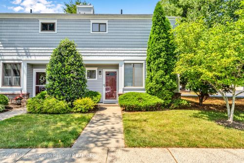21 Dawn Court, Tinton Falls, NJ, 07724 | Card Image