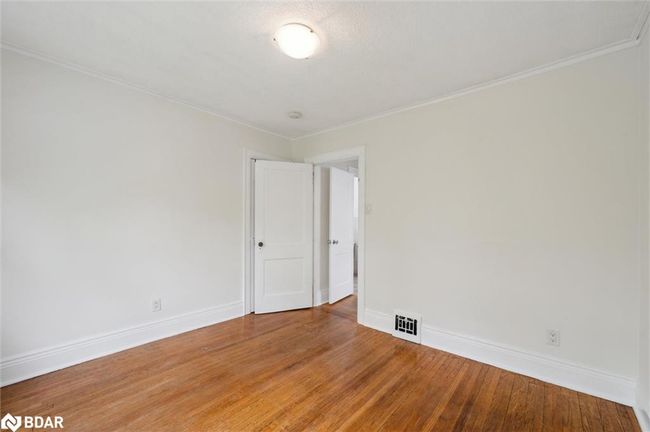 289 Houghton Ave S, House other with 3 bedrooms, 3 bathrooms and 5 parking in Hamilton ON | Image 27