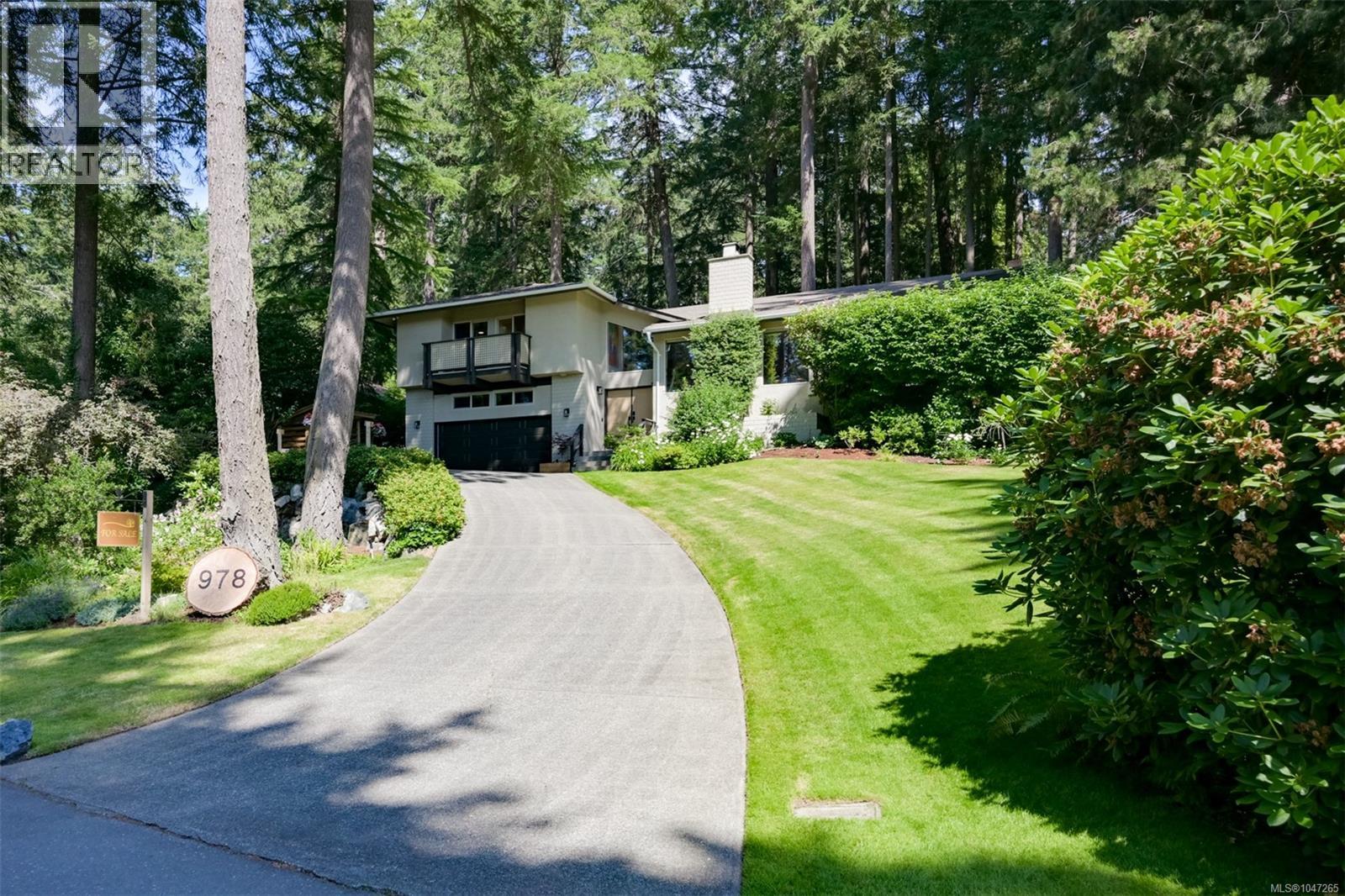 Residential in Saanich