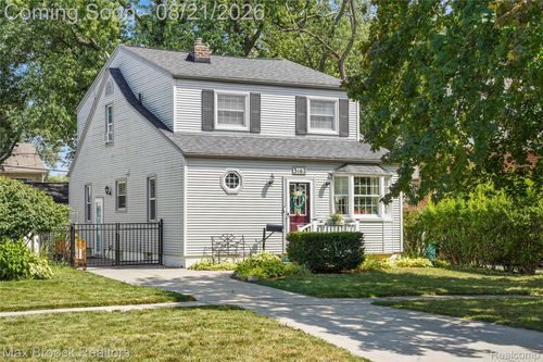 3162 Phillips Ave, Berkley, MI, 48072-3139 | Card Image