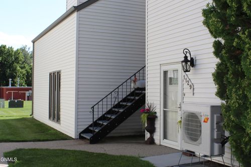 1125 Jefferson Ave, Bismarck, ND, 58504-5319 | Card Image
