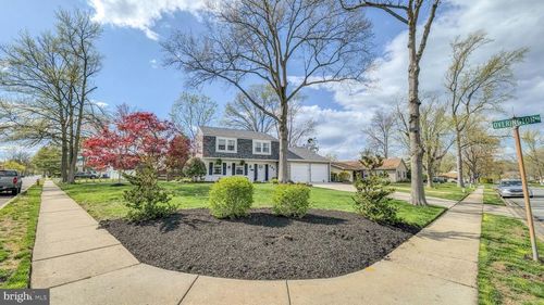 1 Chadwick Ave, EVESHAM, NJ, 08053-1805 | Card Image