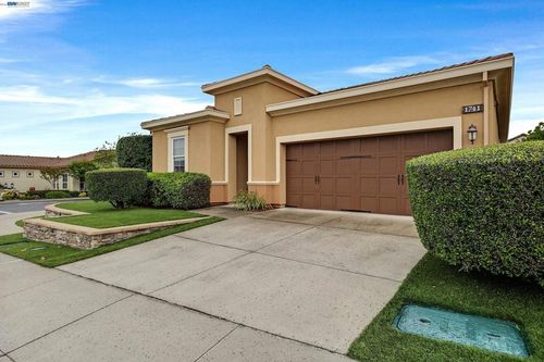 1741 Chardonnay Ln, Brentwood, CA, 94513-4257 | Card Image