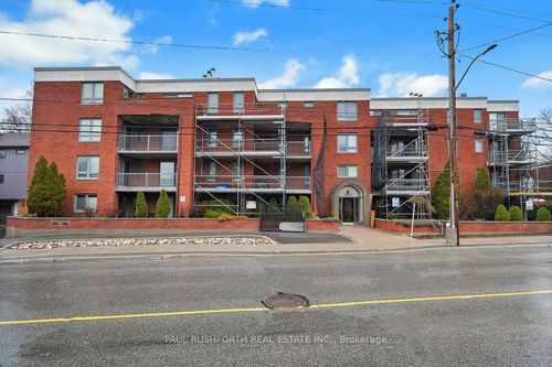 202-939 N River Rd, Ottawa, ON, K1K3V2 | Card Image