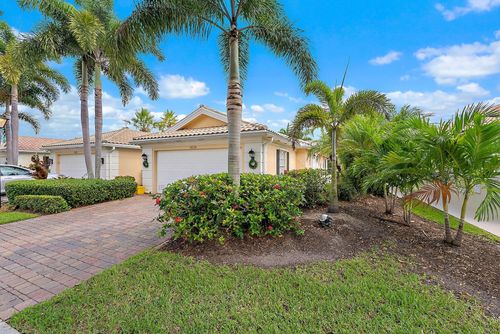8229 Saint Johns Ct, Wellington, FL, 33414-7407 | Card Image