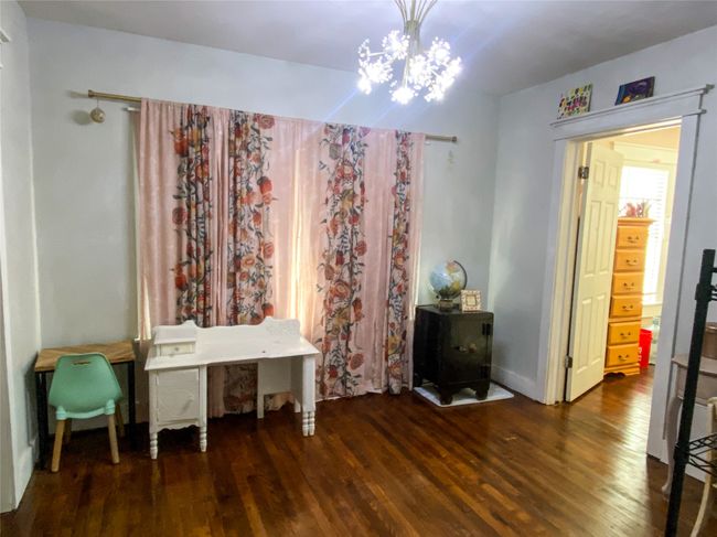 225 S Wilson St, Home with 0 bedrooms, 0 bathrooms and null parking in Burleson TX | Image 8