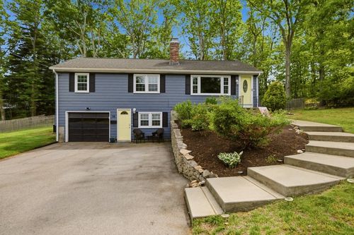 78 Grand View Rd, East Greenwich, RI, 02818-2107 | Card Image