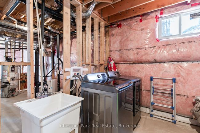 5989 Kennisis Lake Rd, House other with 3 bedrooms, 2 bathrooms and 6 parking in Haliburton ON | Image 35