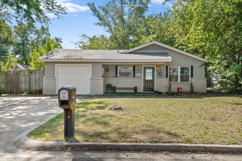 509 Knoxville St, Broken Arrow, OK, 74012-5365 | Card Image