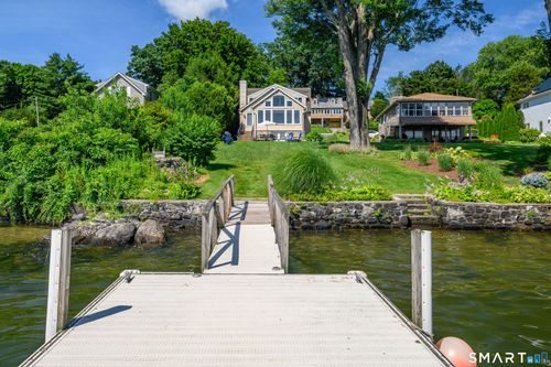 4 Eastview Rd, New Fairfield, CT, 06812-2901 | Card Image