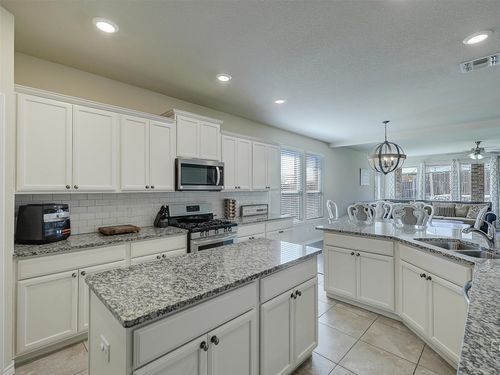 805 Lake Cypress Ln, Little Elm, TX, 75068-1316 | Card Image