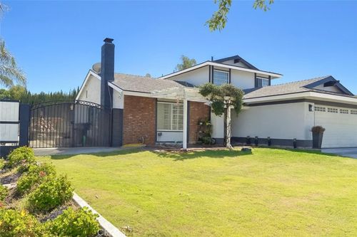 741 Saint Andrews Ct, Corona, CA, 92882-8651 | Card Image