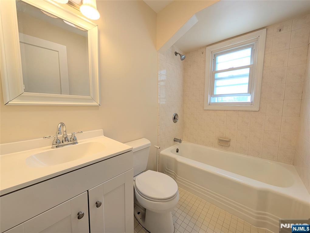 Residential Lease in Rutherford 3