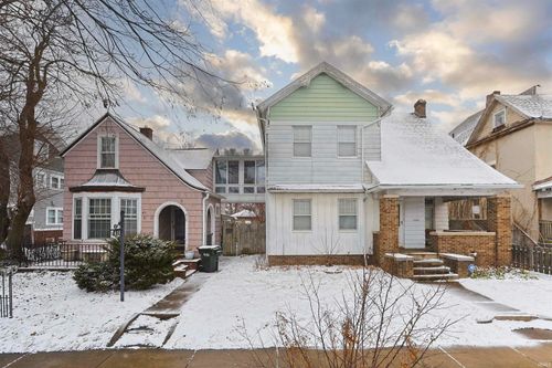 415 Lincoln Way W, South Bend, IN, 46601-1115 | Card Image