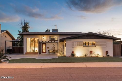8525 E Pecos Ln, Scottsdale, AZ, 85250-6735 | Card Image