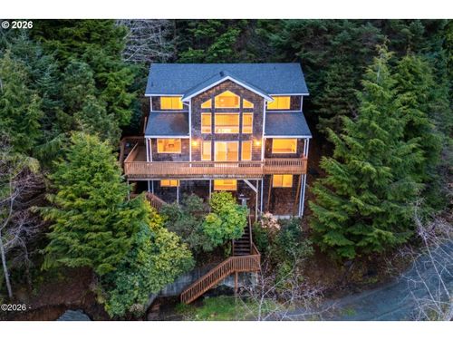 620 S Falcon St, Rockaway Beach, OR, 97136-9461 | Card Image