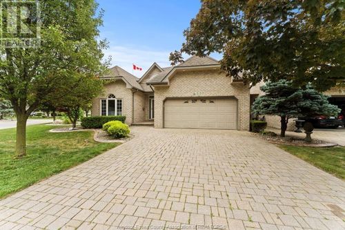 235 Southwind Cres, Tecumseh, ON, N8N4Y5 | Card Image