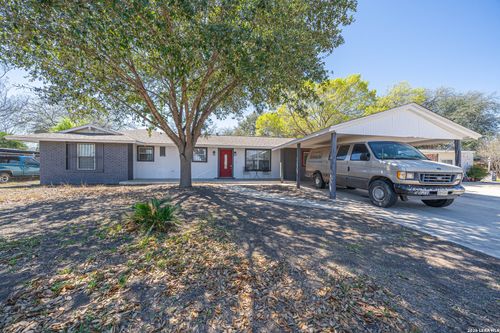 5630 Seacomber Pl, San Antonio, TX, 78242-1219 | Card Image