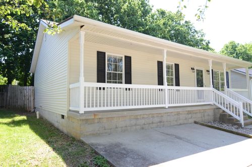 516 Hidden Hills Way, Winchester, KY, 40391-1024 | Card Image