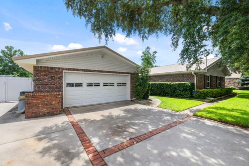 21 Pebble Beach Drive, Shalimar, FL, 32579 | Card Image