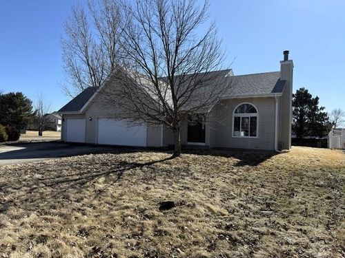 7075 Thomas Drive, Loves Park, IL, 61111 | Card Image