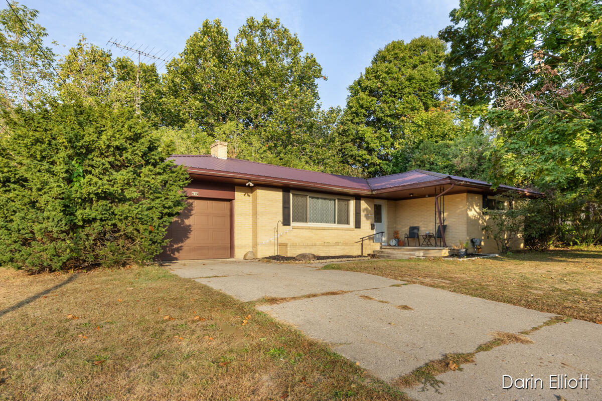 Division St, Ionia, MI 48846