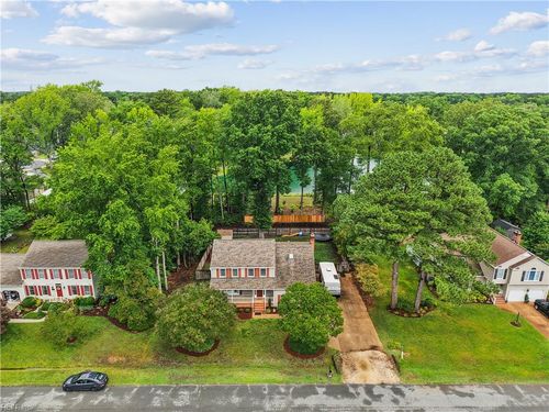129 Stone Lake Ct, Yorktown, VA, 23693-3715 | Card Image