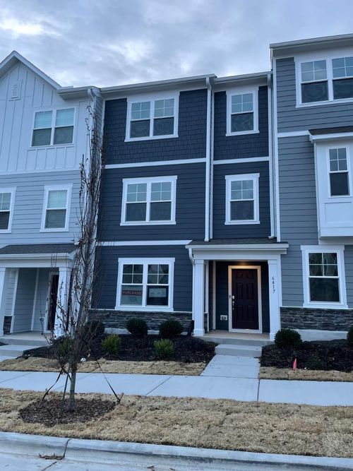 6417 Mentor Pl, Raleigh, NC, 27616-6743 | Card Image