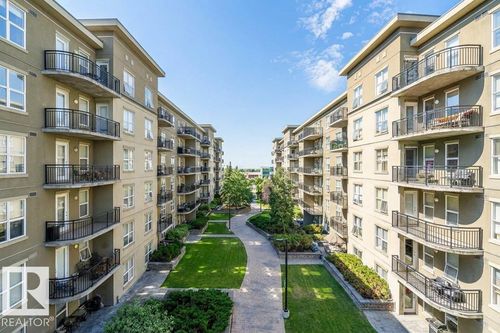 4245 139 Ave Nw, Edmonton, AB, T5Y3E8 | Card Image