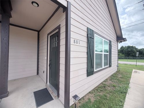 801 Meadowlark Cir, Granbury, TX, 76049-8132 | Card Image