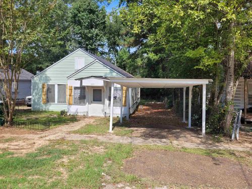 1020 E Faulkner St, El Dorado, AR, 71730-4940 | Card Image