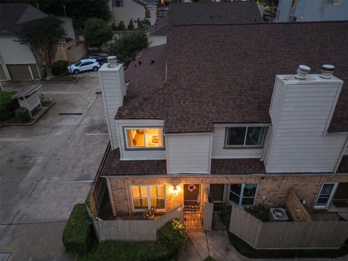 10-1829 Augusta Drive, Houston, TX, 77057 | Card Image