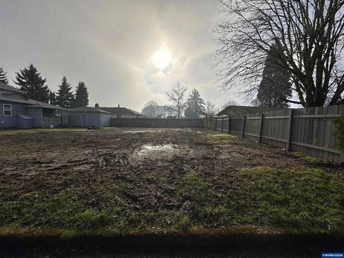 Next to 710 Airport Rd Se, Albany, OR, 97321 | Card Image