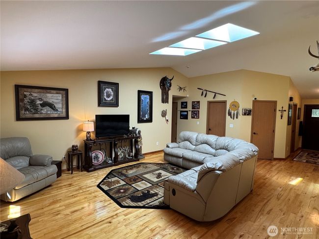 308 Atmore Rd, House other with 3 bedrooms, 2 bathrooms and 2 parking in Toutle WA | Image 12