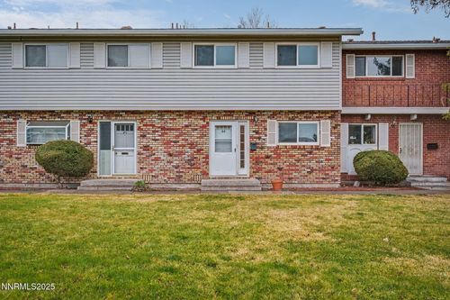 44 Smithridge Park, Reno, NV, 89502-5713 | Card Image