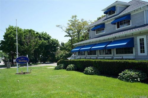 3225 Sound Ave, Riverhead, NY, 11901-1102 | Card Image