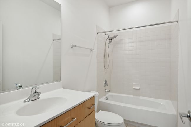 APT-15 - 101 Euclid Ave, Townhouse with 2 bedrooms, 3 bathrooms and 2 parking in Oak Park IL | Image 14