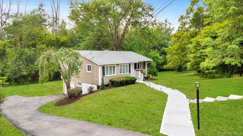 3468 Ichabod Ct, Yorktown Heights, NY, 10598-2113 | Card Image