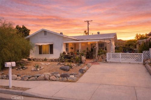 66320 3rd St, Desert Hot Springs, CA, 92240-3638 | Card Image