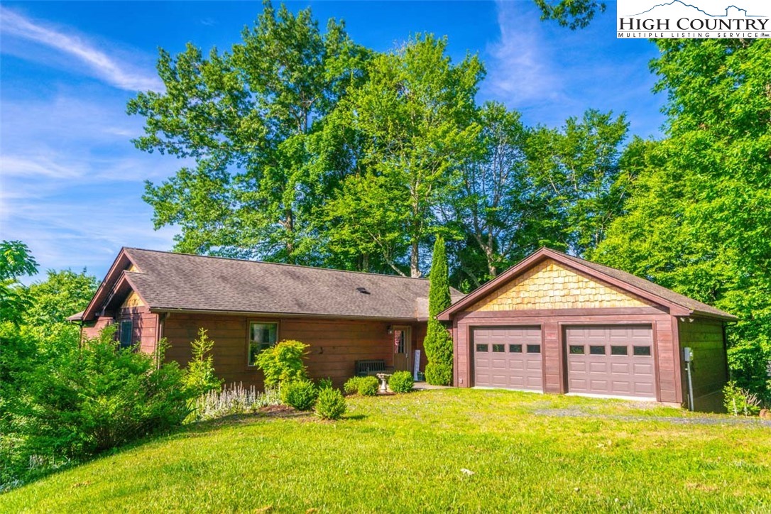Tambras Way, Vilas, NC 28692