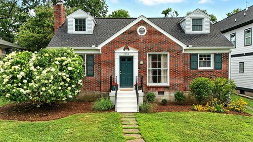 1018 Burchwood Ave, Nashville, TN, 37216-3608 | Card Image